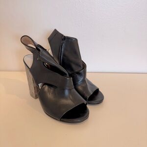 Maison Martin Margiela Black Women's Heeled Peep Toe Sandals